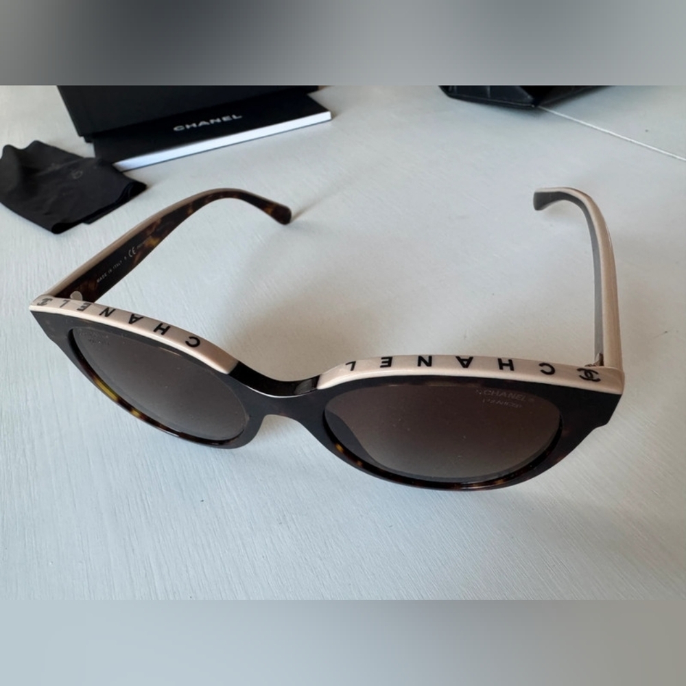 Chanel 5414 Butterfly Sunglasses - Picture 2 of 10